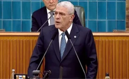 İlk kez kürsüye çıkan İYİ Parti lideri Müsavat Dervişoğlu, Anayasa tartışmalarına kapıyı kapattı