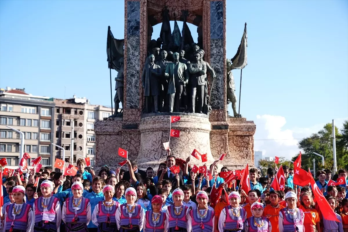 2024-2025 Eğitim Yılı Töreni Taksim’de Gerçekleşti