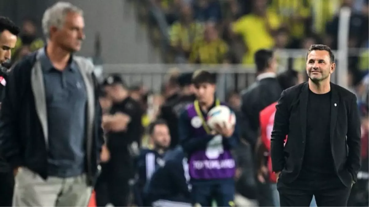 Derbinin özeti gibi kare! Herkes Okan Buruk’un Mourinho’ya attığı bakışı konuşuyor