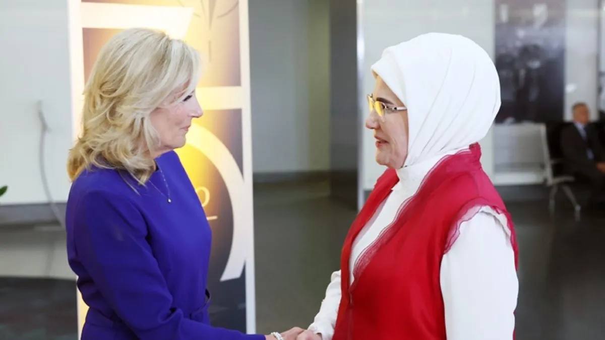 Emine Erdoğan’dan ABD Başkanı Biden’ın eşi Jill Biden’a teşekkür