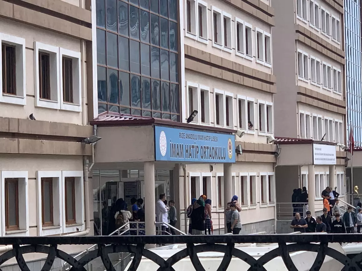 Rize’de yangın merdiveninden düşen 14 yaşındaki öğrenci hayatını kaybetti