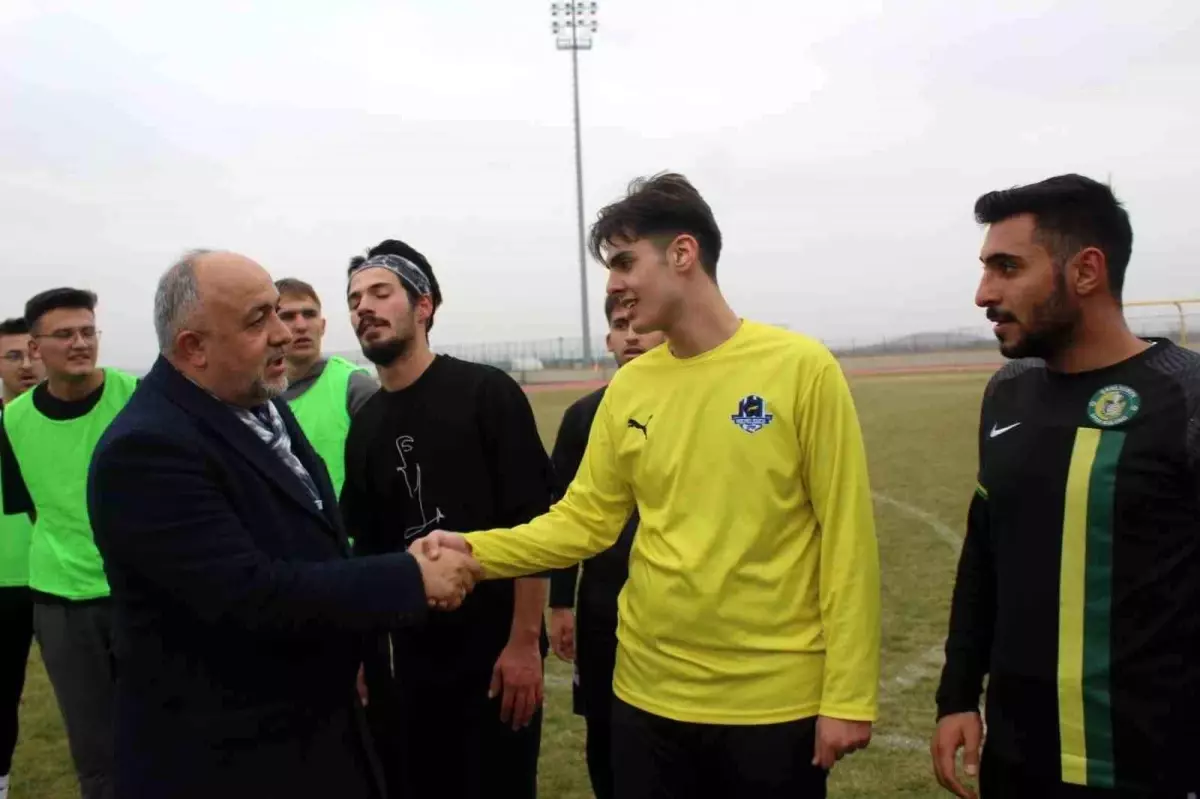 Afyon’da Yurt Lig Futbol Müsabakaları Başladı