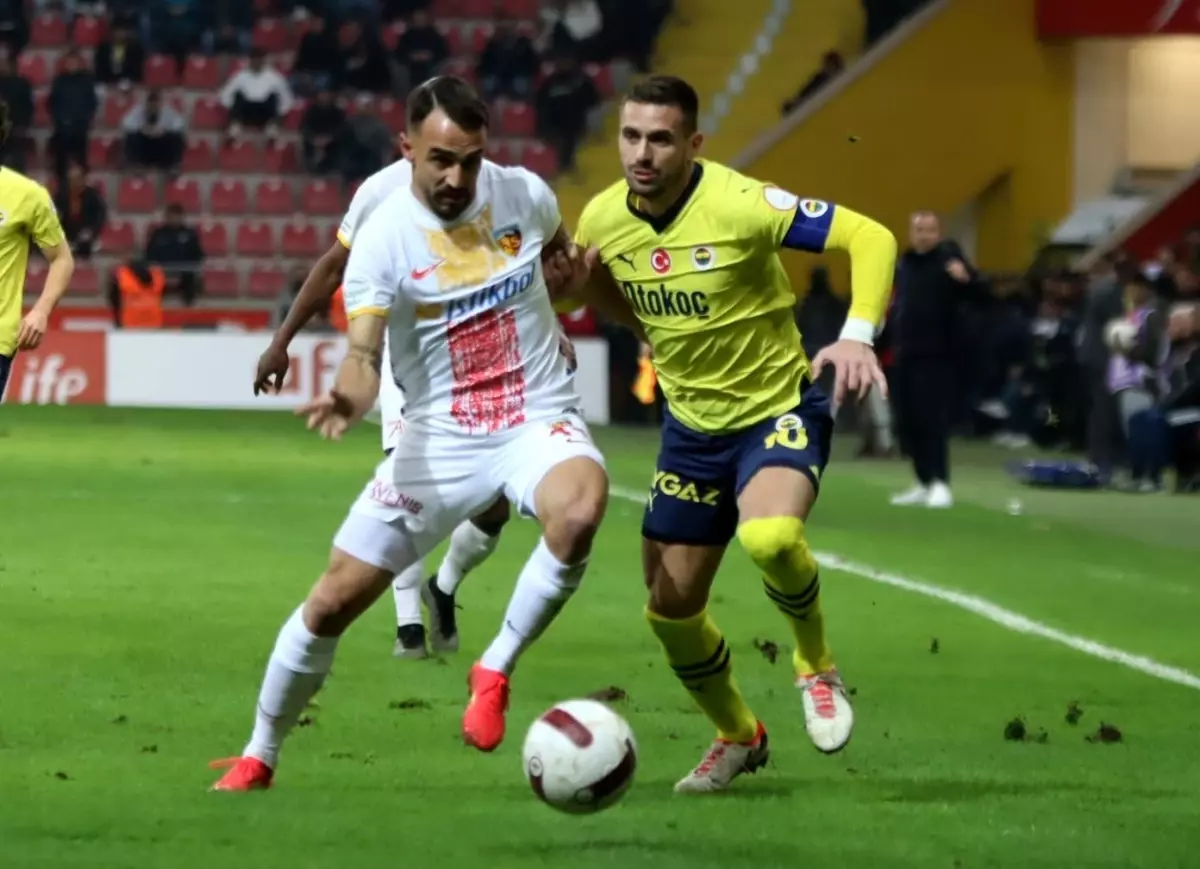 Fenerbahçe Kayserispor’la Karşılaşıyor