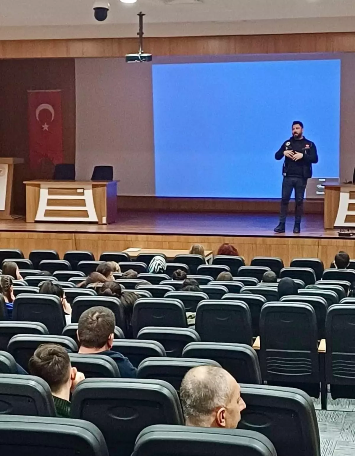 Bilecik’te ‘En İyi Narkotik Polisi: Anne’ Semineri